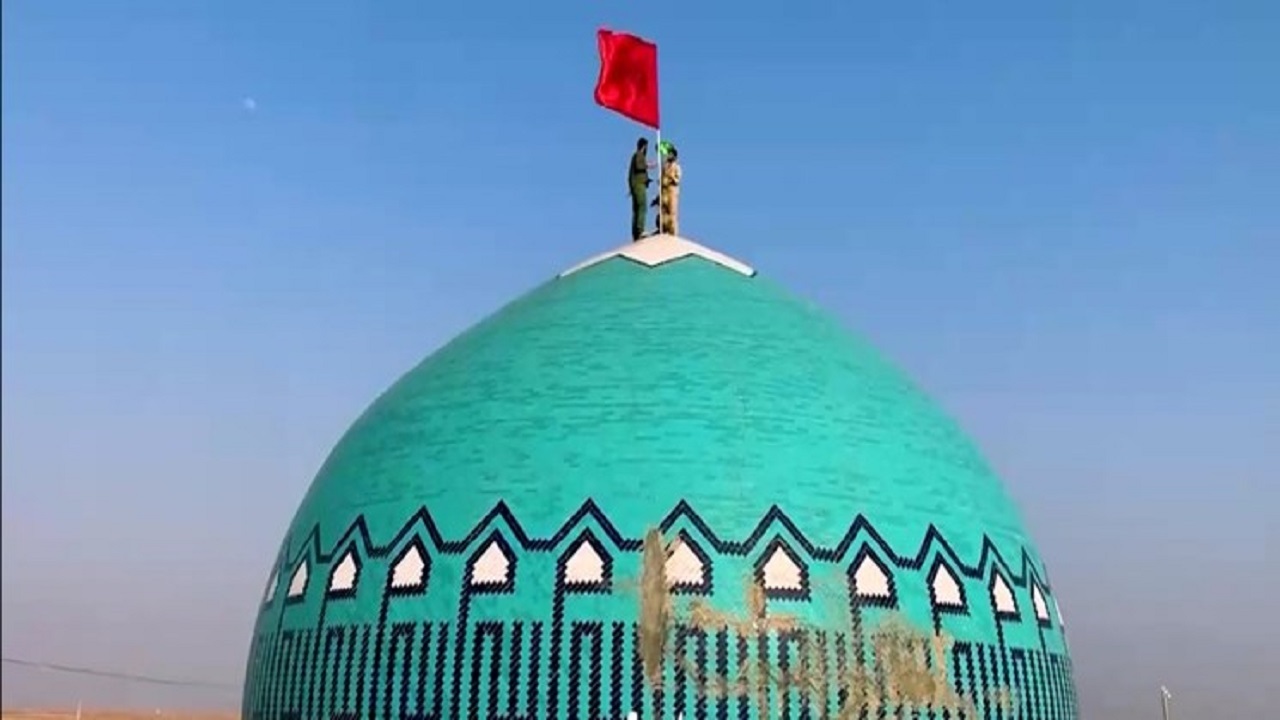 پرچم یادمان شهدای شلمچه تعویض شد