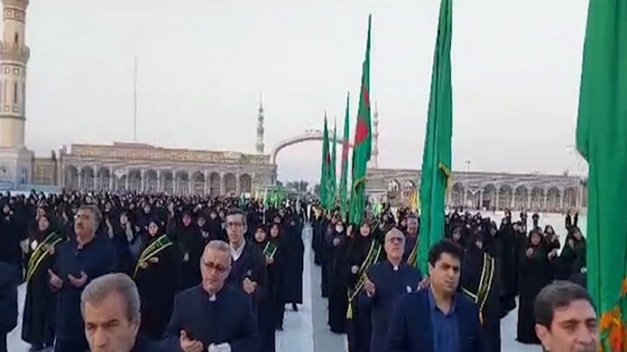 تجدید بیعت خادمیاران رضوی در مسجد مقدس جمکران
