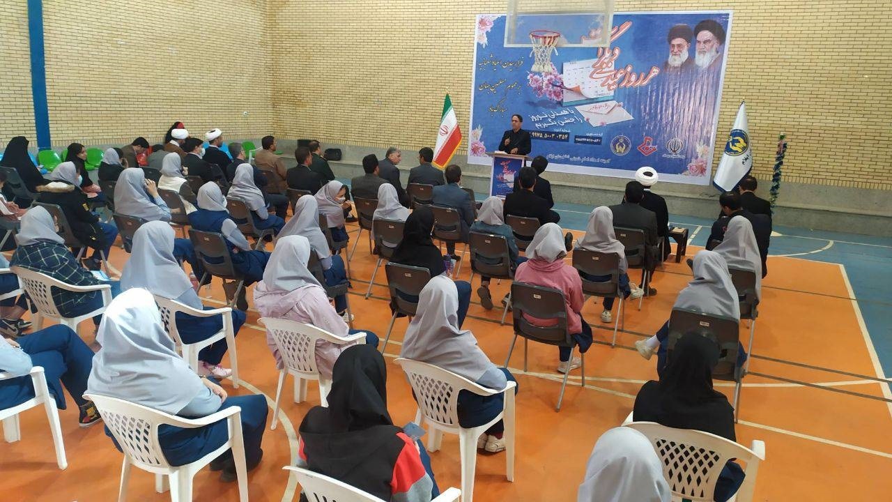 ۱۰ هزار دانش آموز مددجو در انتظار کمک‌های مردم هستند