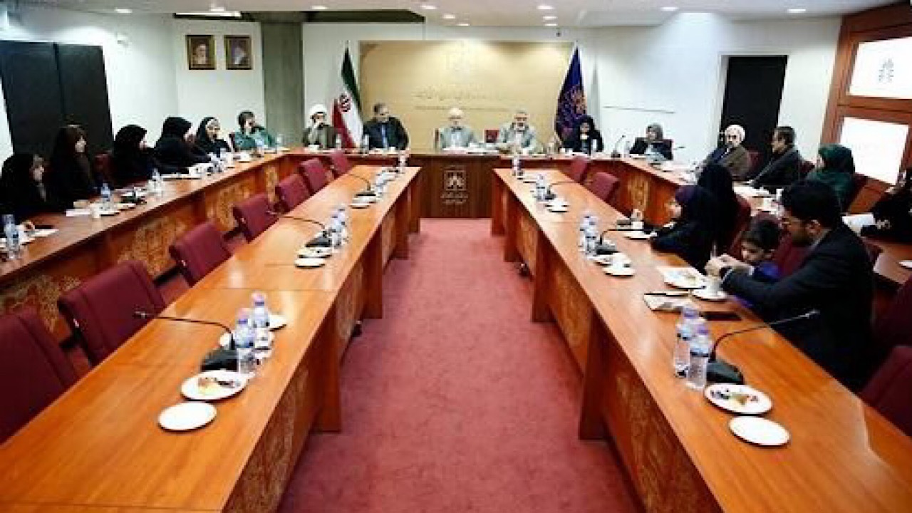 محفل ادبی کتابخانه ملّی در راستای اعتلای فرهنگ و ادب کشور گام برمی‌دارد