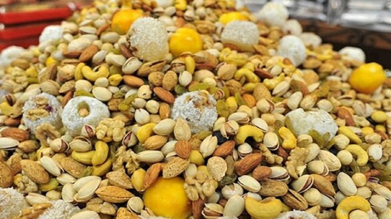 کاهش ۱۰ درصدی نرخ آجیل و خشکبار در مشهد