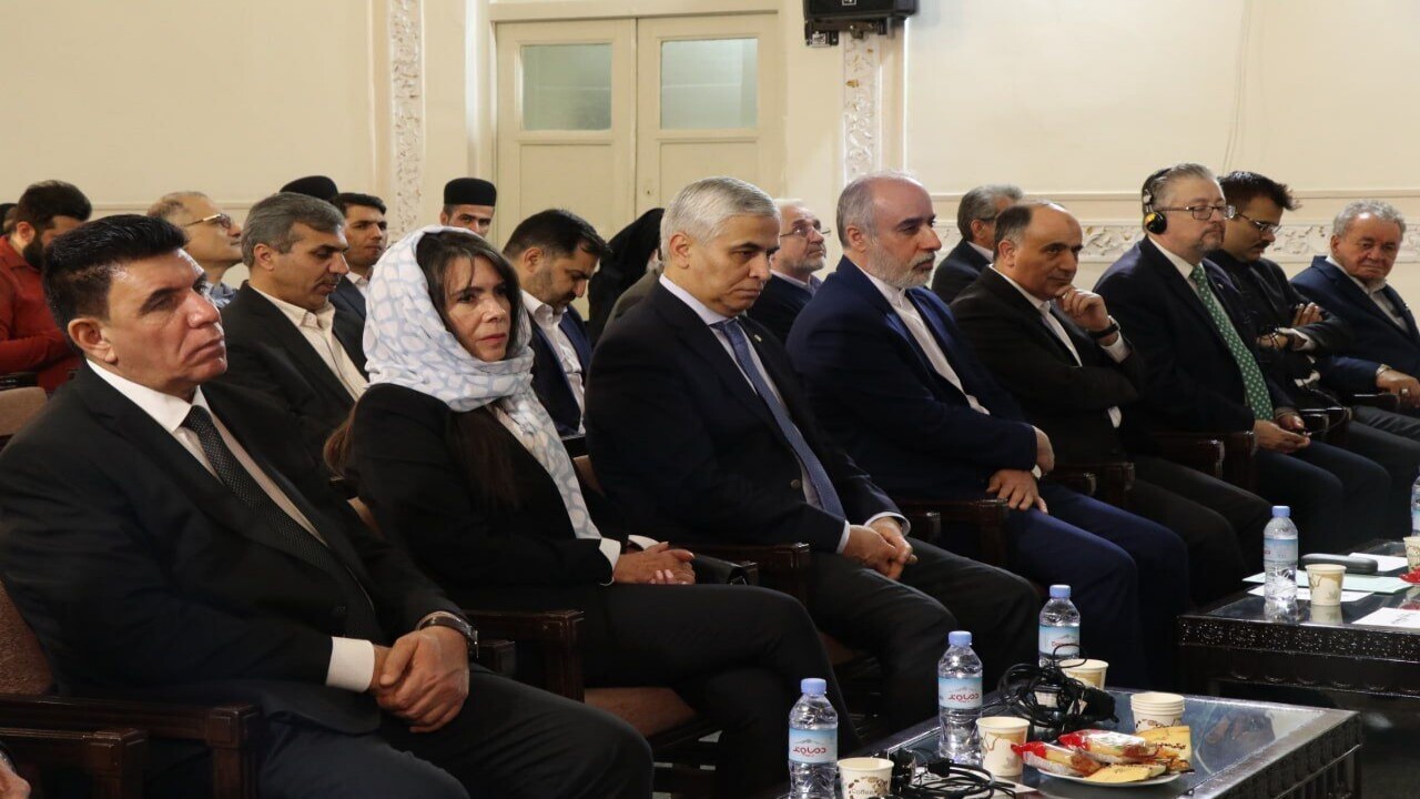 آئین افتتاحیه هفته بزرگداشت حکیم نظامی برگزار شد