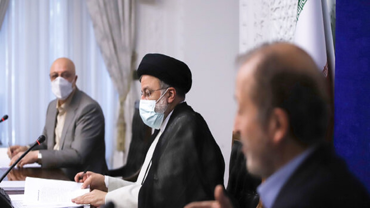 دانشگاهی که رئیس جمهور و وزیر علوم عضو هیات امنای آن هستند