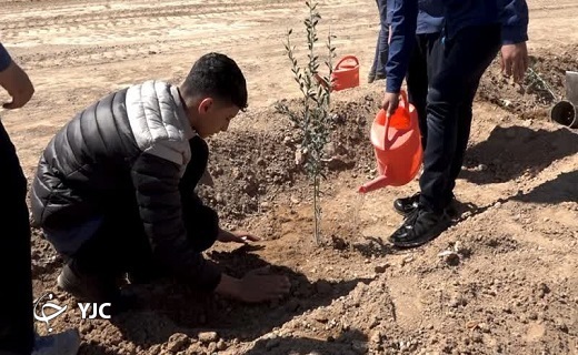 آغاز سال عبادی بیش از هزار دانش آموز بافقی+تصویر