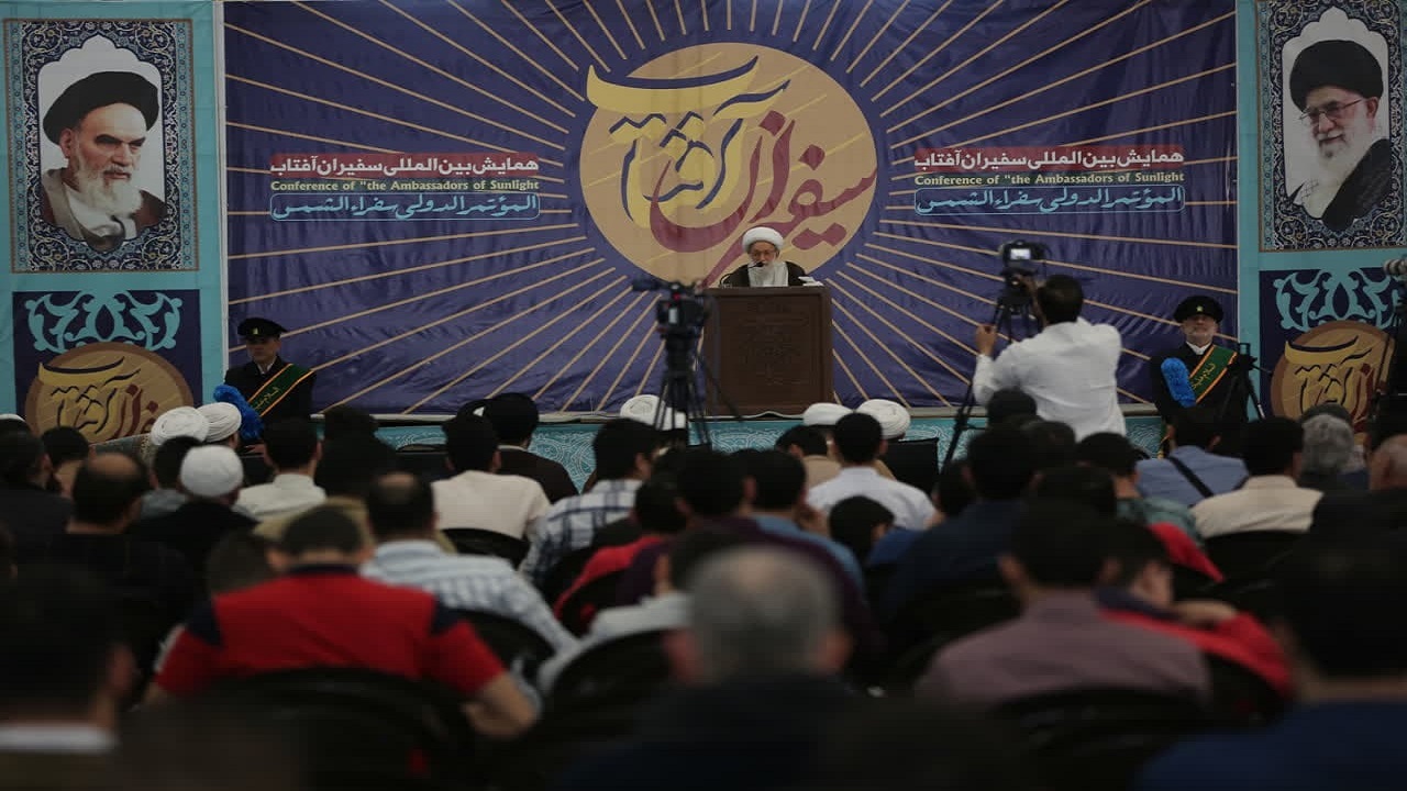 در عصر غیبت باید پیرو فرامین رهبر معظم انقلاب باشیم