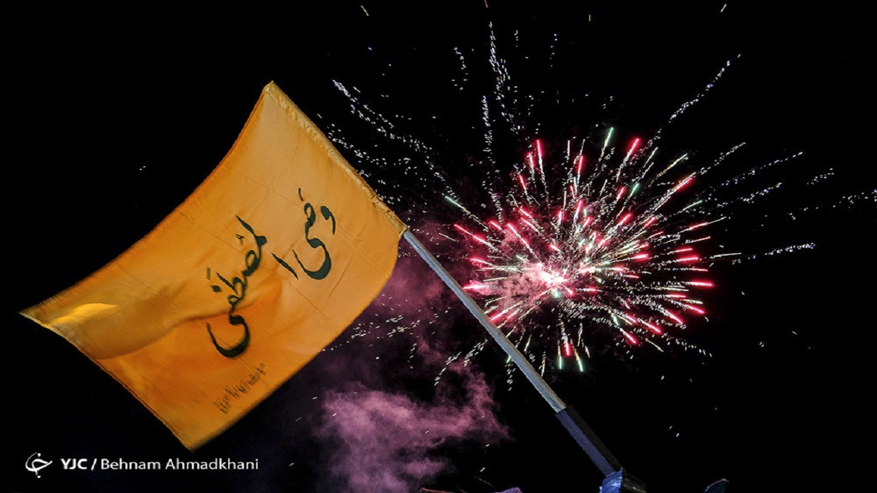 مدح امام زمان (عج) با لهجه عراقی در «حسینیه معلی» +فیلم