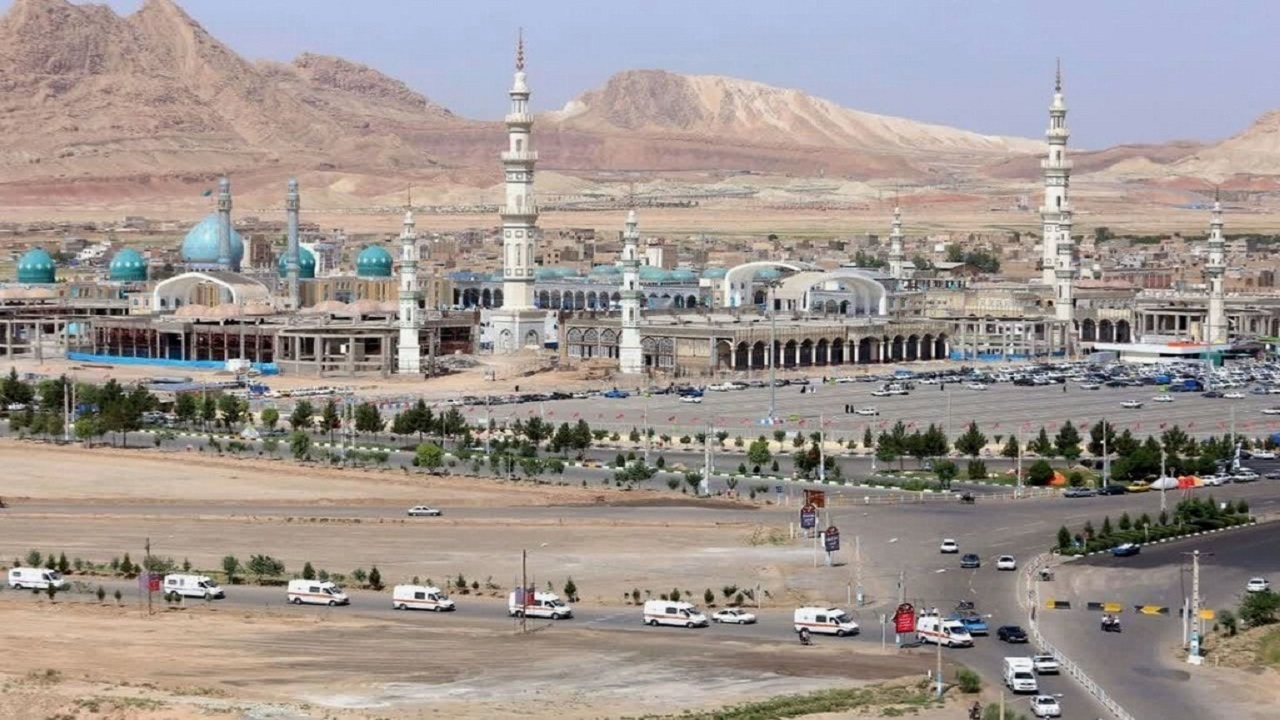 ۲۰ اکیپ دانشگاه علوم پزشکی قم در مسجد جمکران مستقر شد