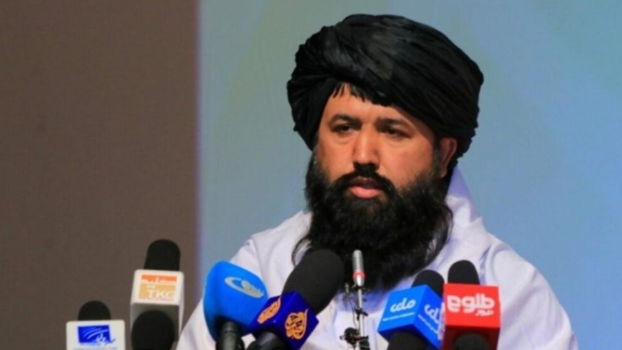 تحصیل دانشجویان دختر ممنوع نه بلکه تا امر ثانی به حالت تعلیق در آمده است
