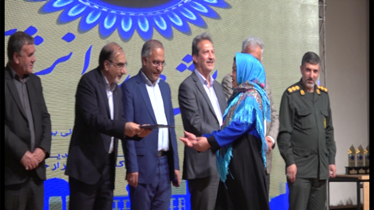 معرفی برگزیدگان پویش هدیه انرژی در فارس