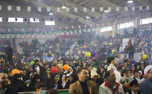 نخستین اجرای مردمی «سلام فرمانده ۲» در لنگرود نخستین اجرای مردمی «سلام فرمانده ۲» در لنگرود