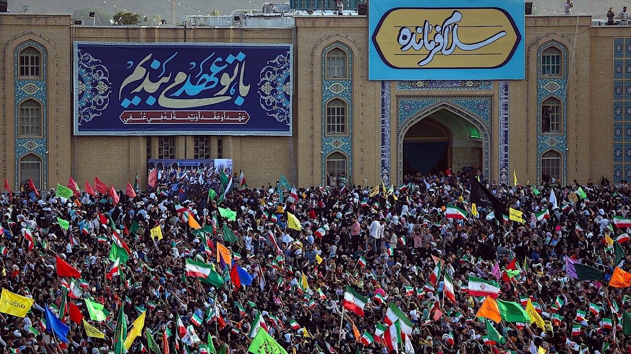 دهه هشتادی‌ها با امام زمان(عج) بیعت کردند