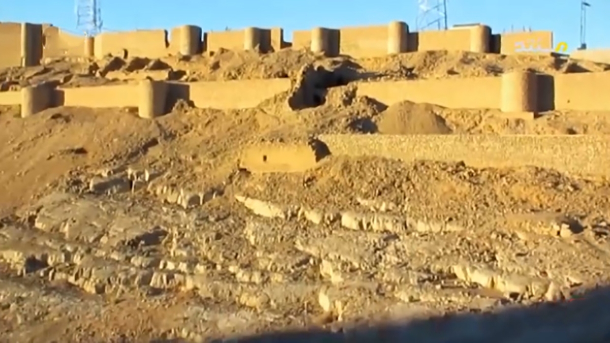 سواحلی بکر در دریای عمان + فیلم