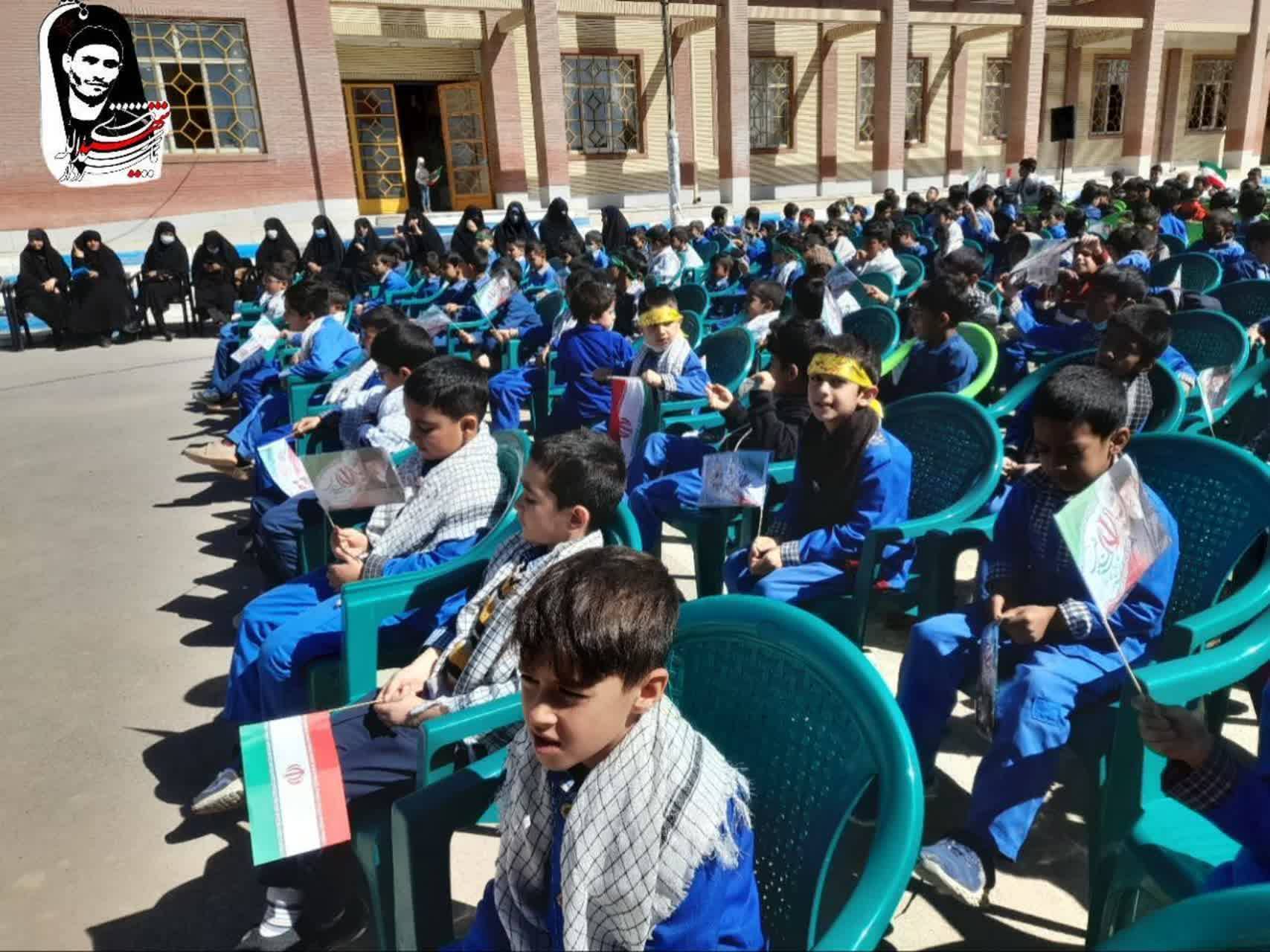 جشن میلاد منجی عالم در مدرسه