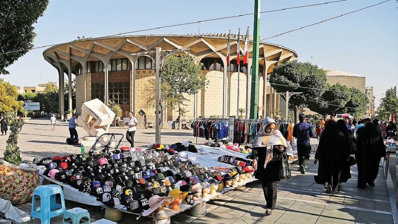 ساماندهی محوطه تئاتر شهر