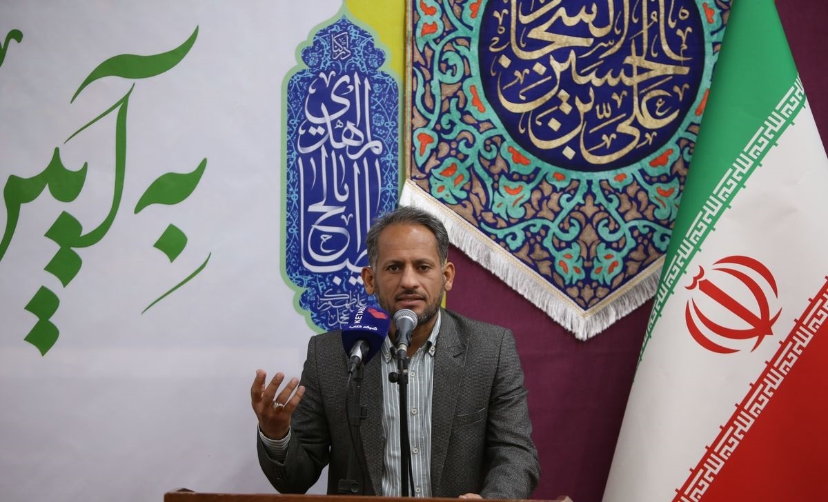 شاعران در &laquo;به آیین آسمان&raquo; از انتظار خواندند