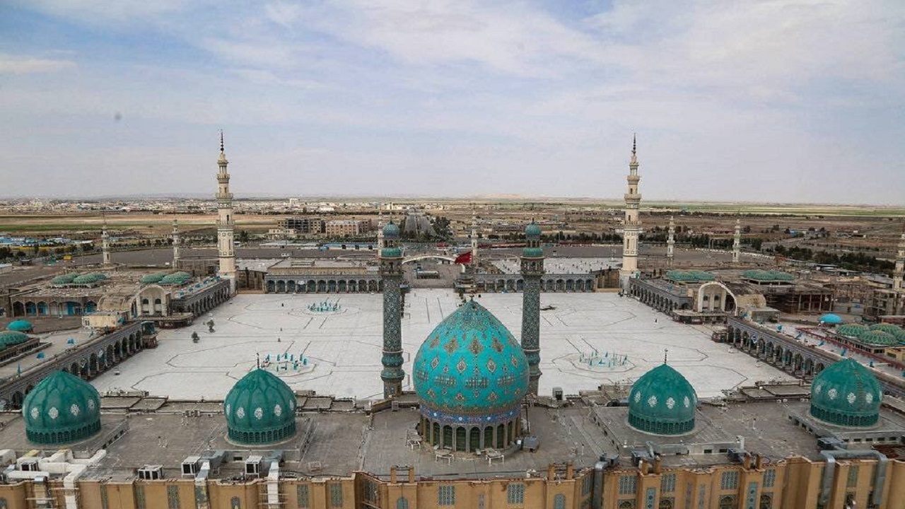 حضور سه میلیون زائر در مسجد مقدس جمکران تا ظهر نیمه شعبان