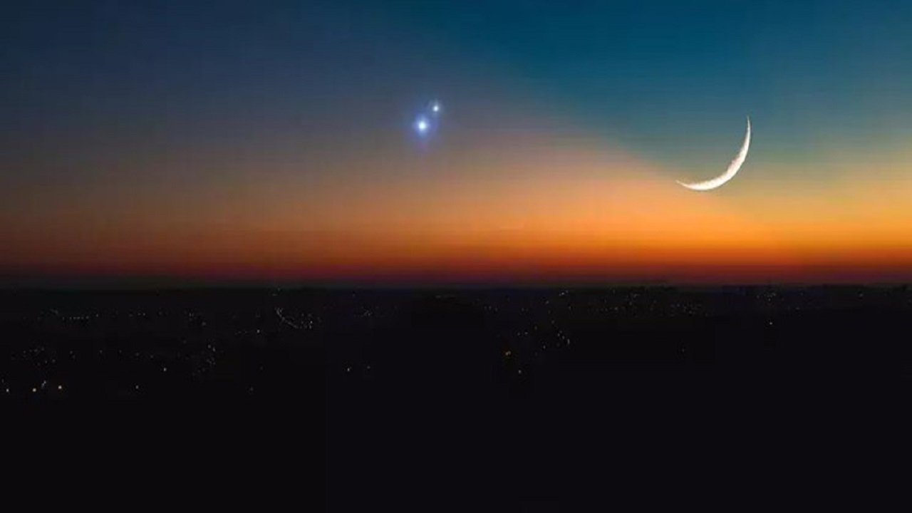 تصویر مقارنه مشتری و زهره از زمین
