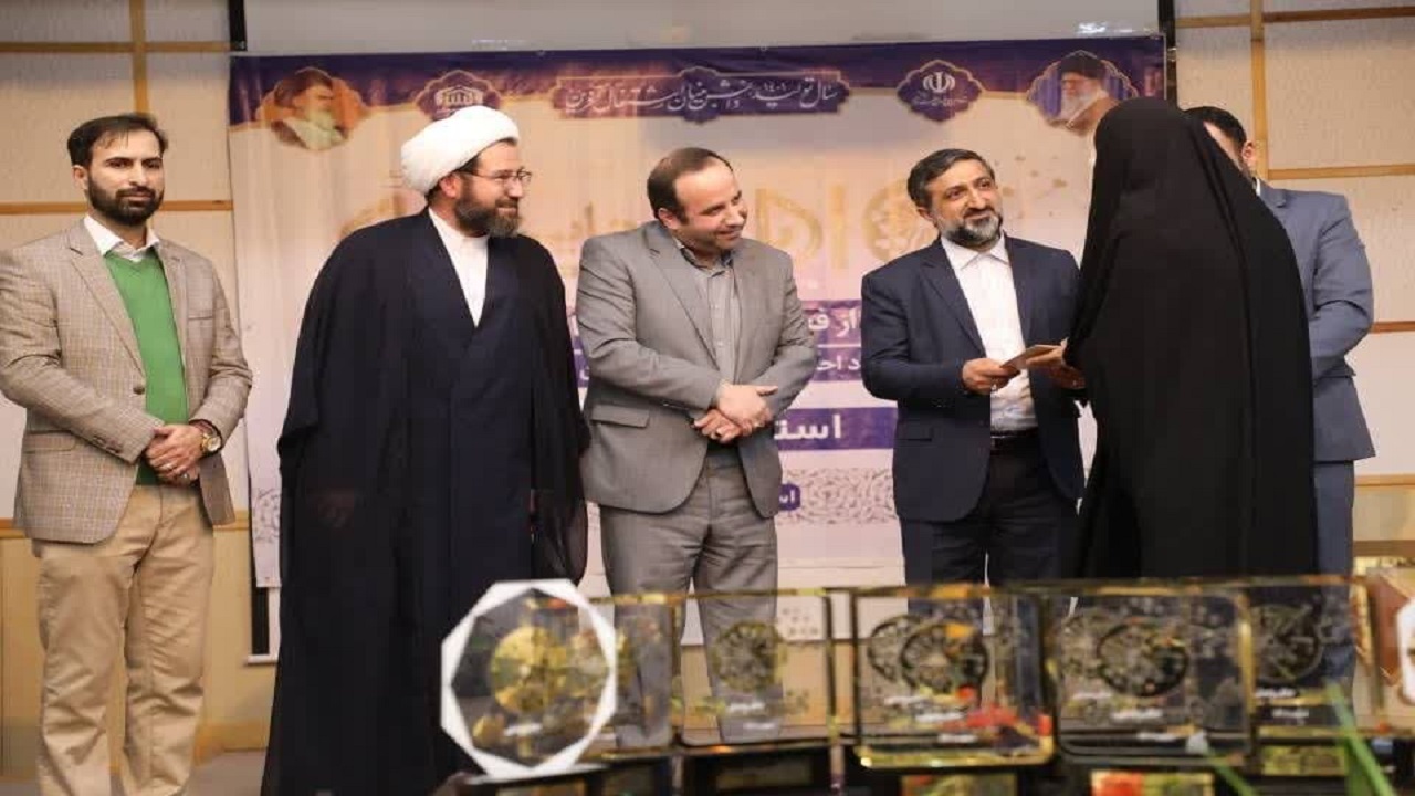تلاش گروه‌های جهادی در کاهش مشکلات مردم بسیار ارزشمند است