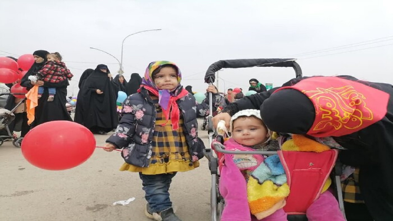 عهد سربازی پنج هزار کودک کالسکه سوار در قم با امام زمان (عج)