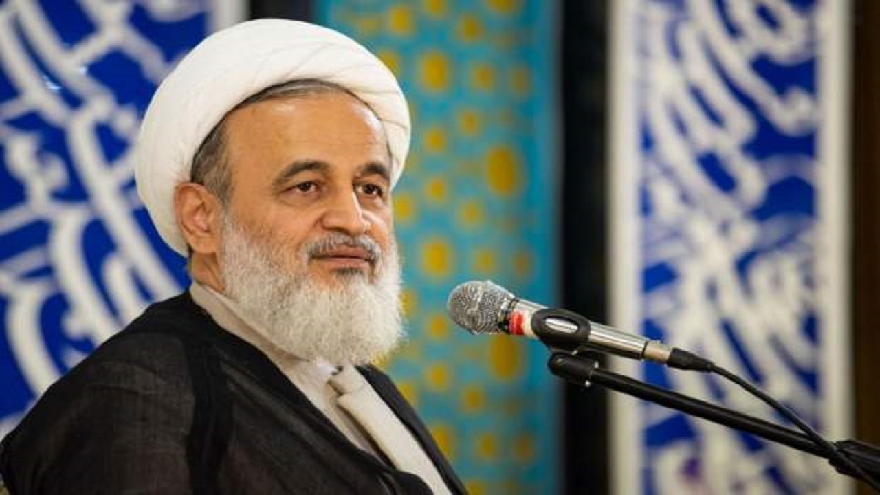 بسیاری از مشکلات کنونی جامعه با آمدن مردم در صحنه حل می‌شود