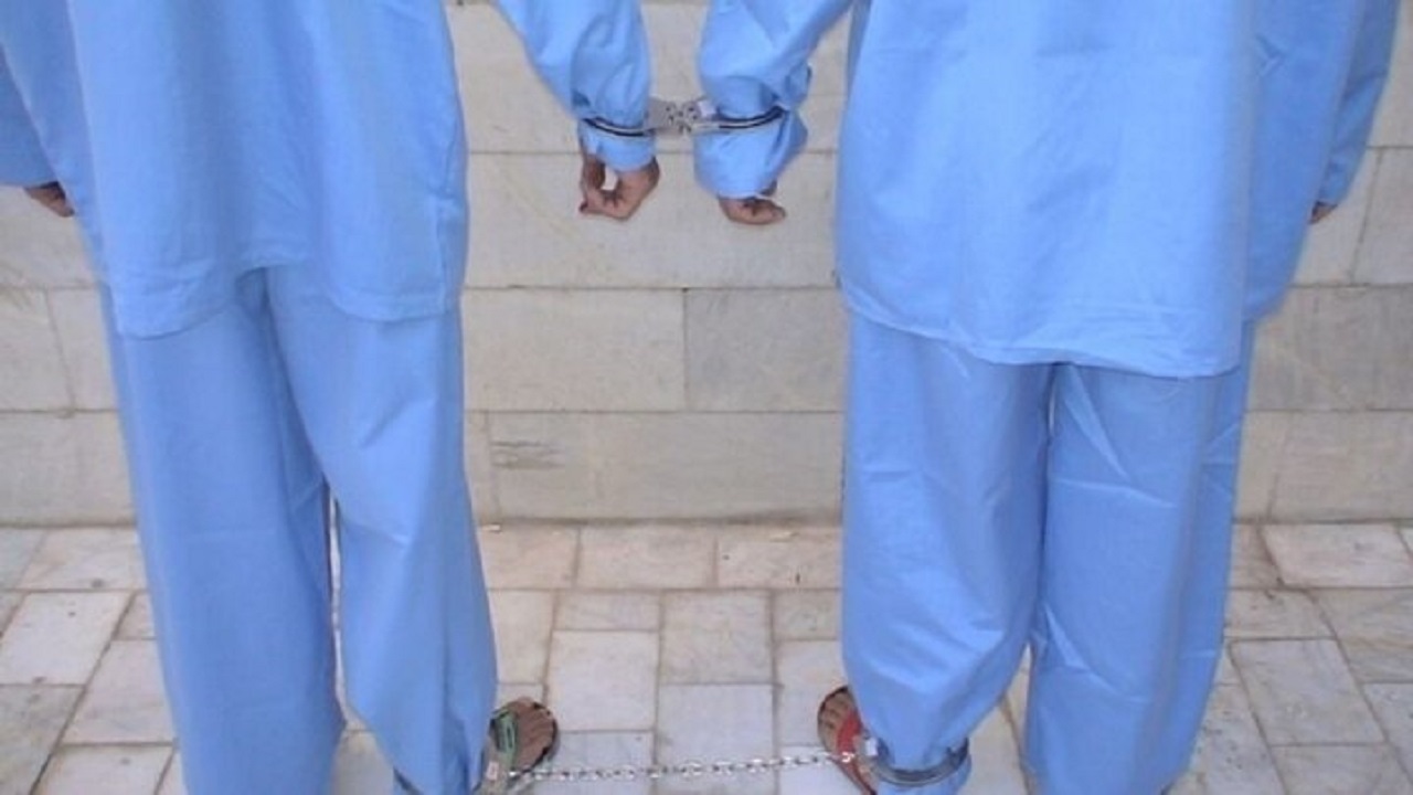 دستگیری ۲ سارق مسلح در سراوان