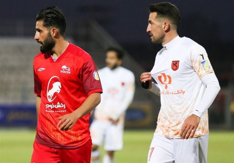 پرسپولیس- سپاهان؛ جدال فینال گونه در ال کلاسیکوی وطنی/ تراکتور- مس رفسنجان؛سرخپوشان تبریزی به دنبال حضور در جمع مدعیان پرسپولیس- سپاهان؛ جدال فینال گونه در ال کلاسیکوی وطنی/ تراکتور- مس رفسنجان؛سرخپوشان تبریزی به دنبال حضور در جمع مدعیان