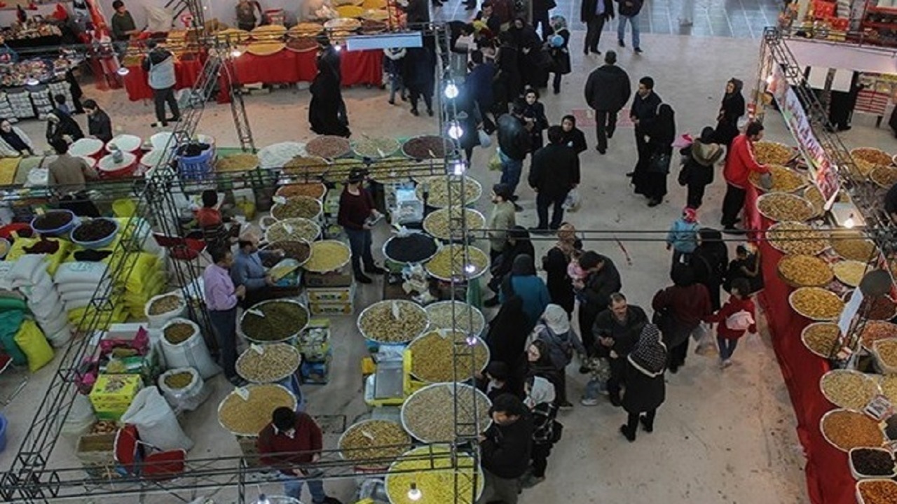 توزیع کالا‌های اساسی در نمایشگاه‌های بین المللی همدان