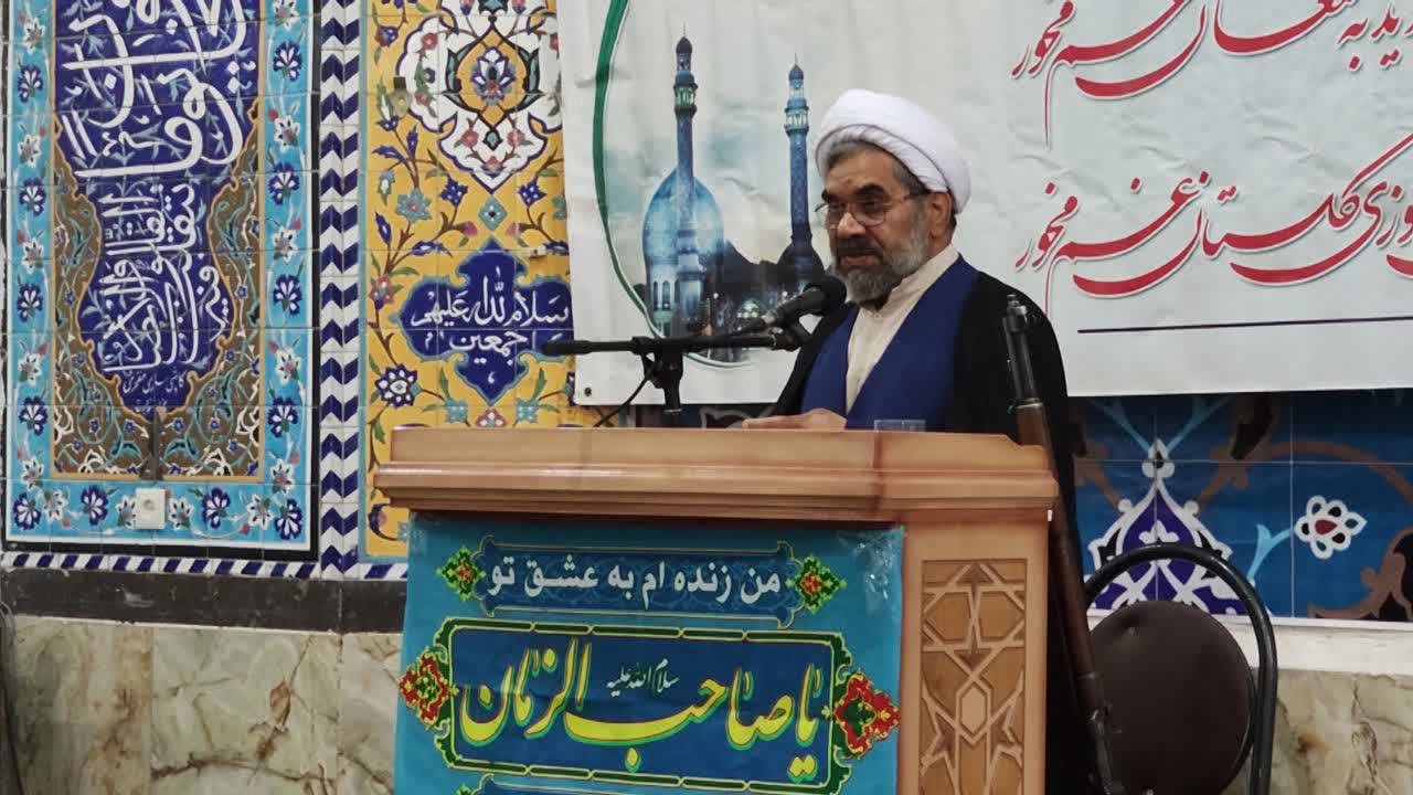 فرماندار جدید بافق از همه ظرفیت‌های شهرستان برای توسعه و آبادانی استفاده کند