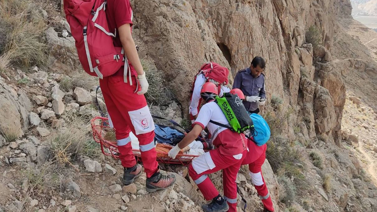 سقوط مرگبار از ارتفاعات کوه‌های صاحب الزمان کرمان