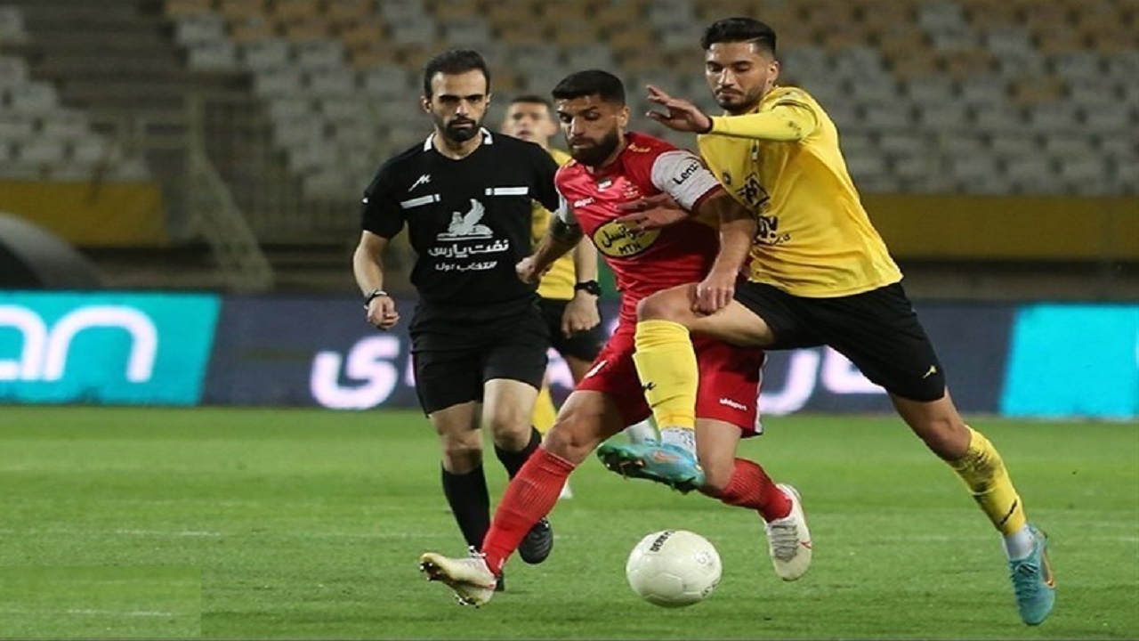 ۲ بازیکن سپاهان به بازی با پرسپولیس می‌رسند