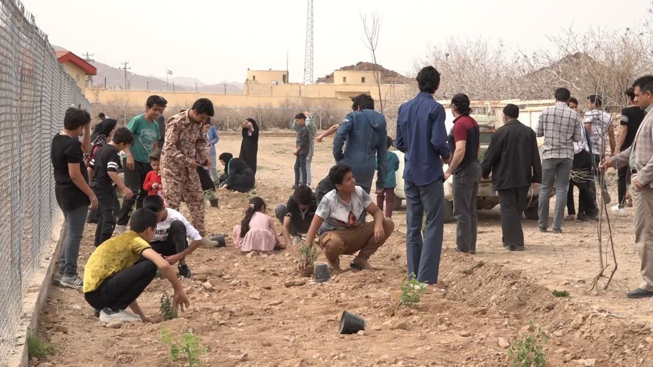 پیوستن کوشکی‌ها به نهضت ملی کاشت یک میلیارد درخت