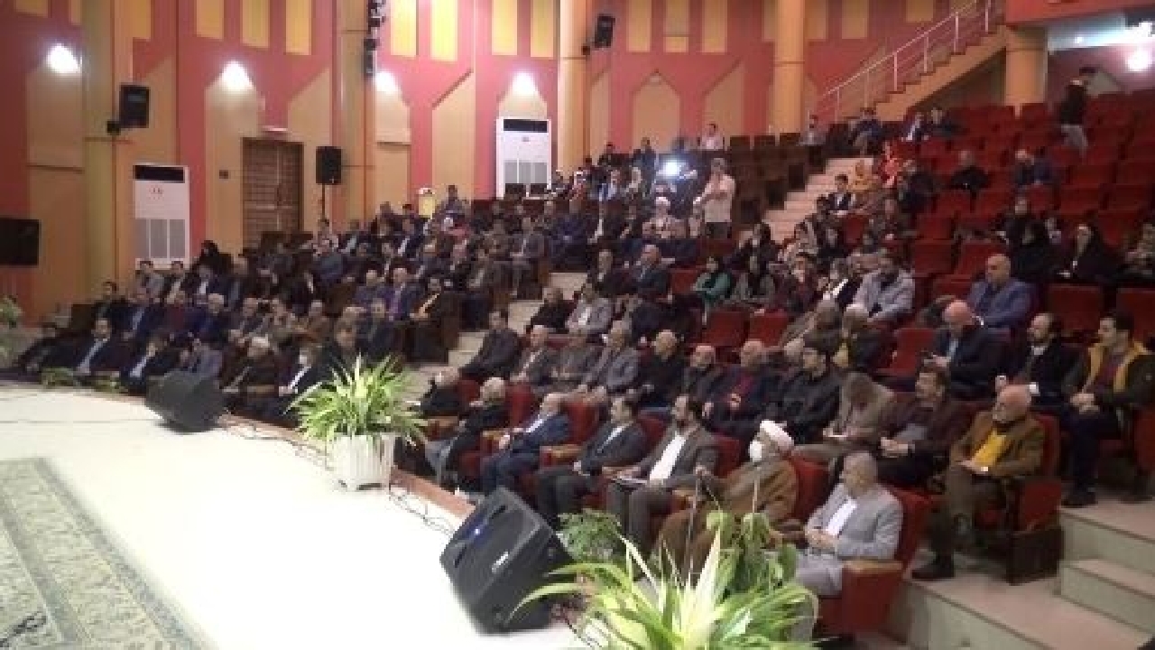 تجلیل از مفاخر در لاهیجان