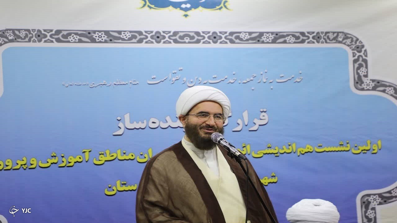 جغرافیای فکری محل جولان دشمنان است