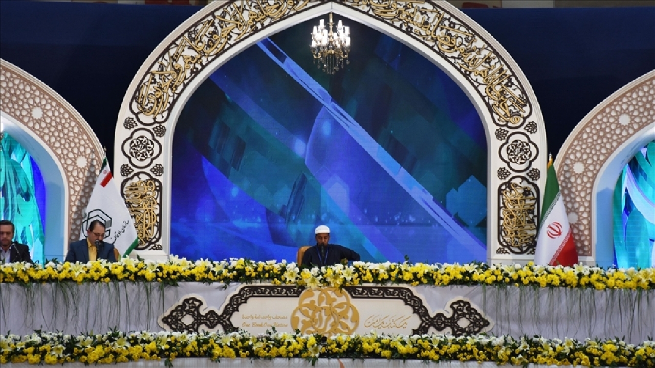 دیدار شرکت‌کنندگان خواهر و داوران مسابقات بین المللی قرآن با همسر رئیس جمهور