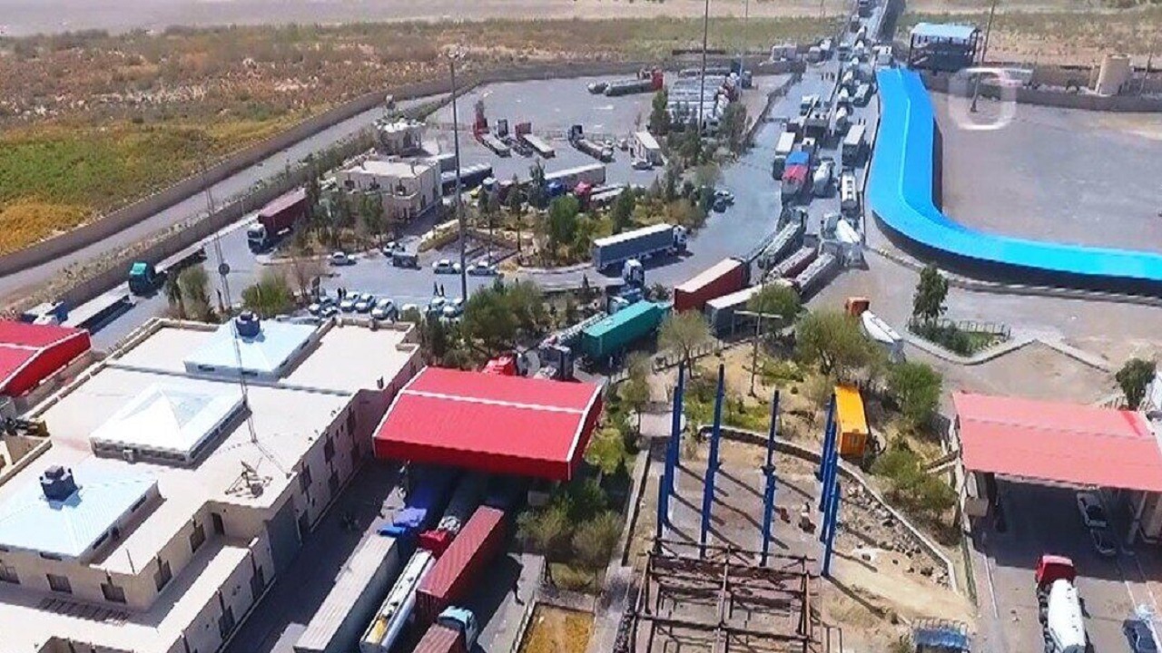 حجم مبادلات اقتصادی در پایانه‌های مرزی سیستان و بلوچستان از مرز ۲ میلیون تن گذشت