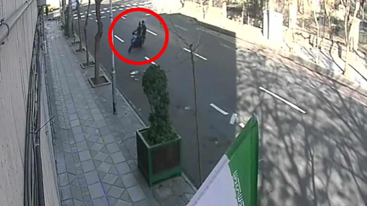 سرقت گوشی خبرنگار باشگاه خبرنگاران جوان در خیابان بهشت + فیلم