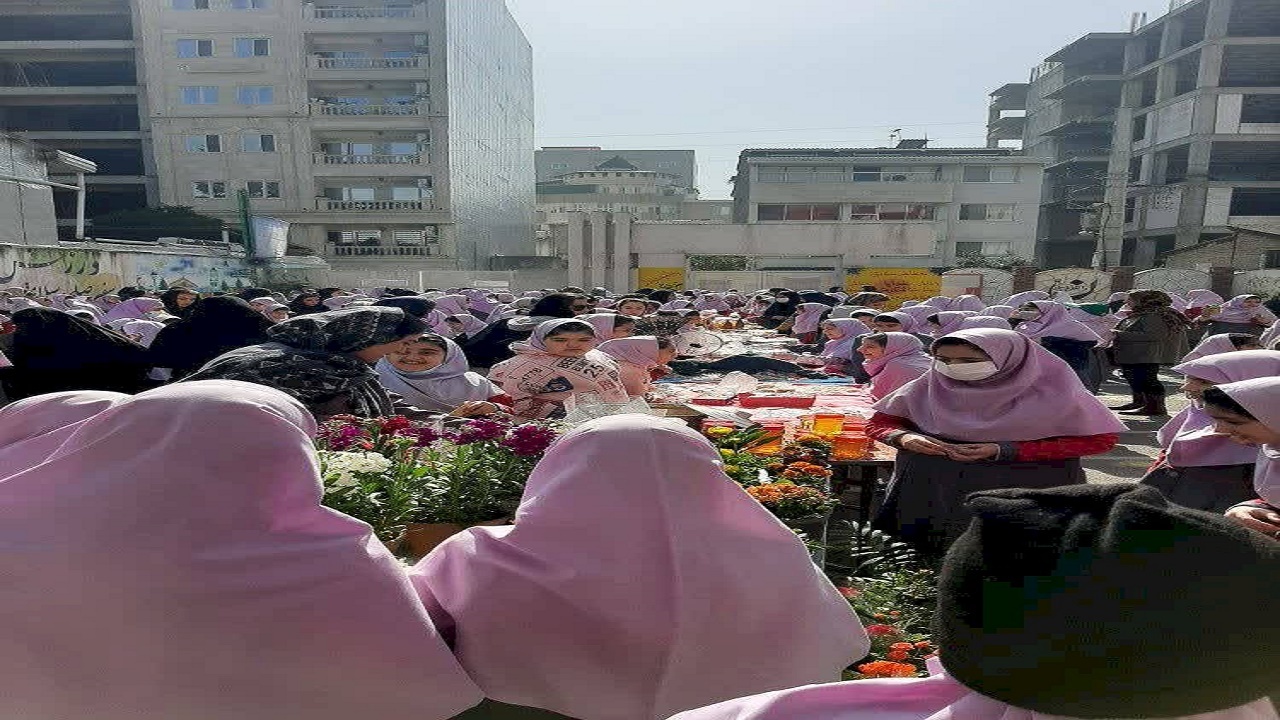 آموزش صنایع‌دستی به دانش‌آموزان