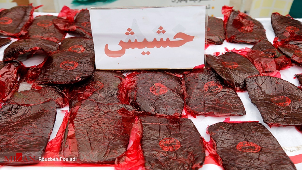 تکاوران یزد سد راه قاچاقچی حشیش