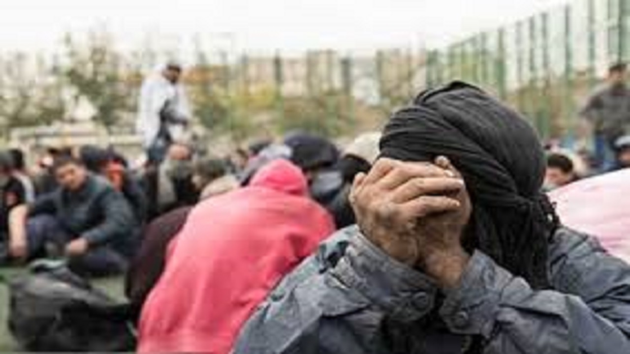 جمع آوری ۷ معتاد متجاهر درملکشاهی