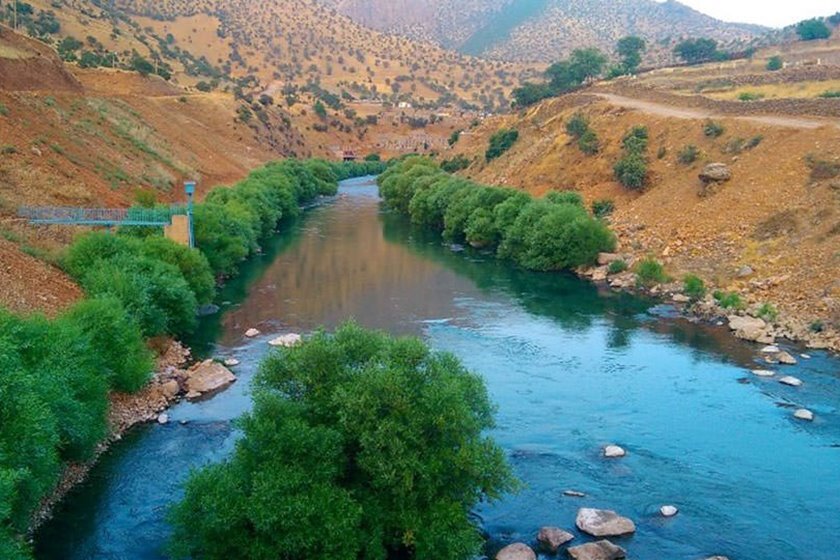 رانندگی در جاده مخصوص بهار + فیلم