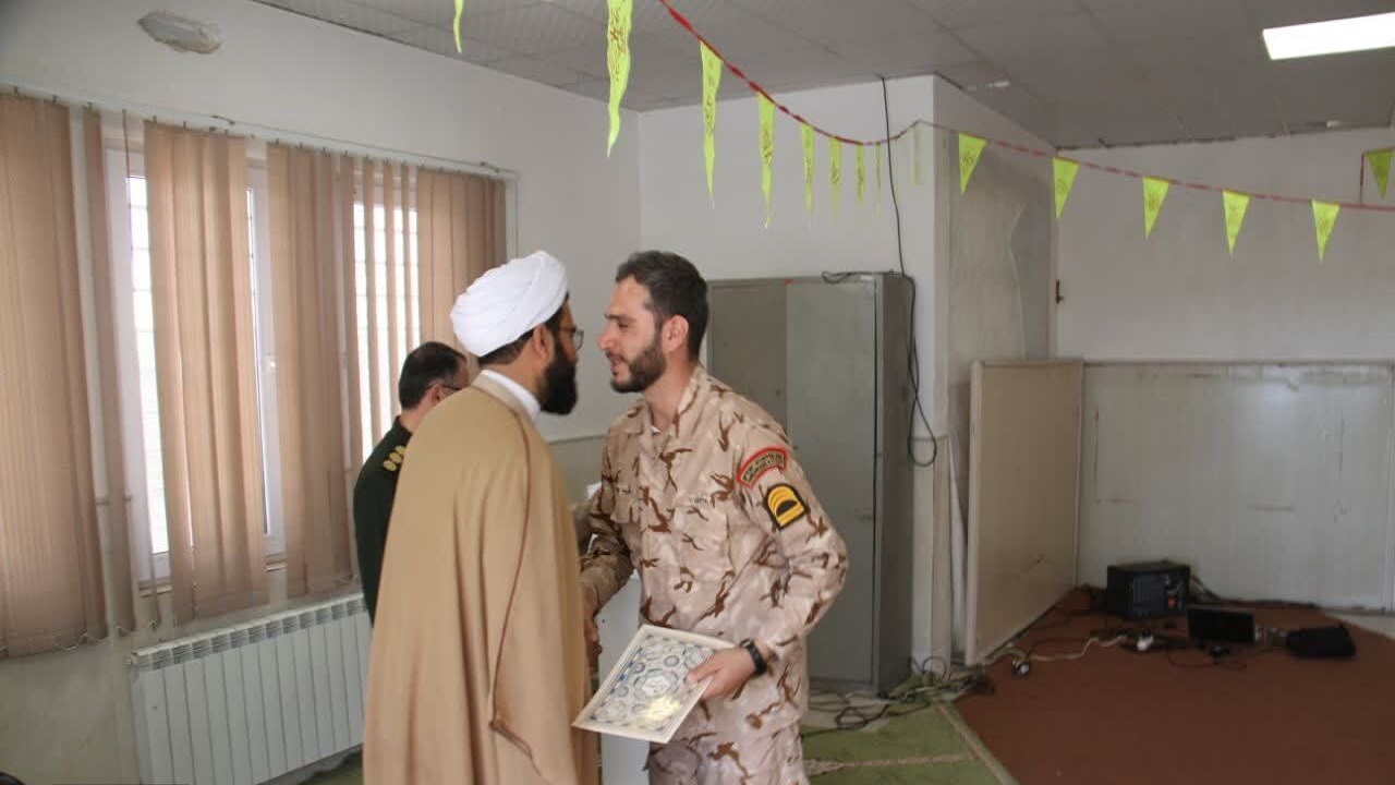 تجلیل از سربازان متاهل ناحیه مقاومت بسیج امام حسن مجتبی (ع) قم