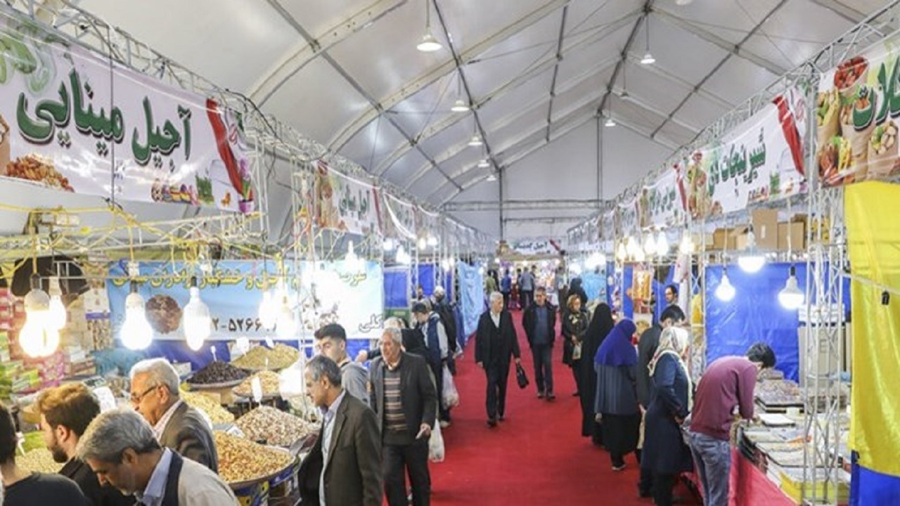 گشایش نمایشگاه عرضه کالاهای اساسی در گلستان