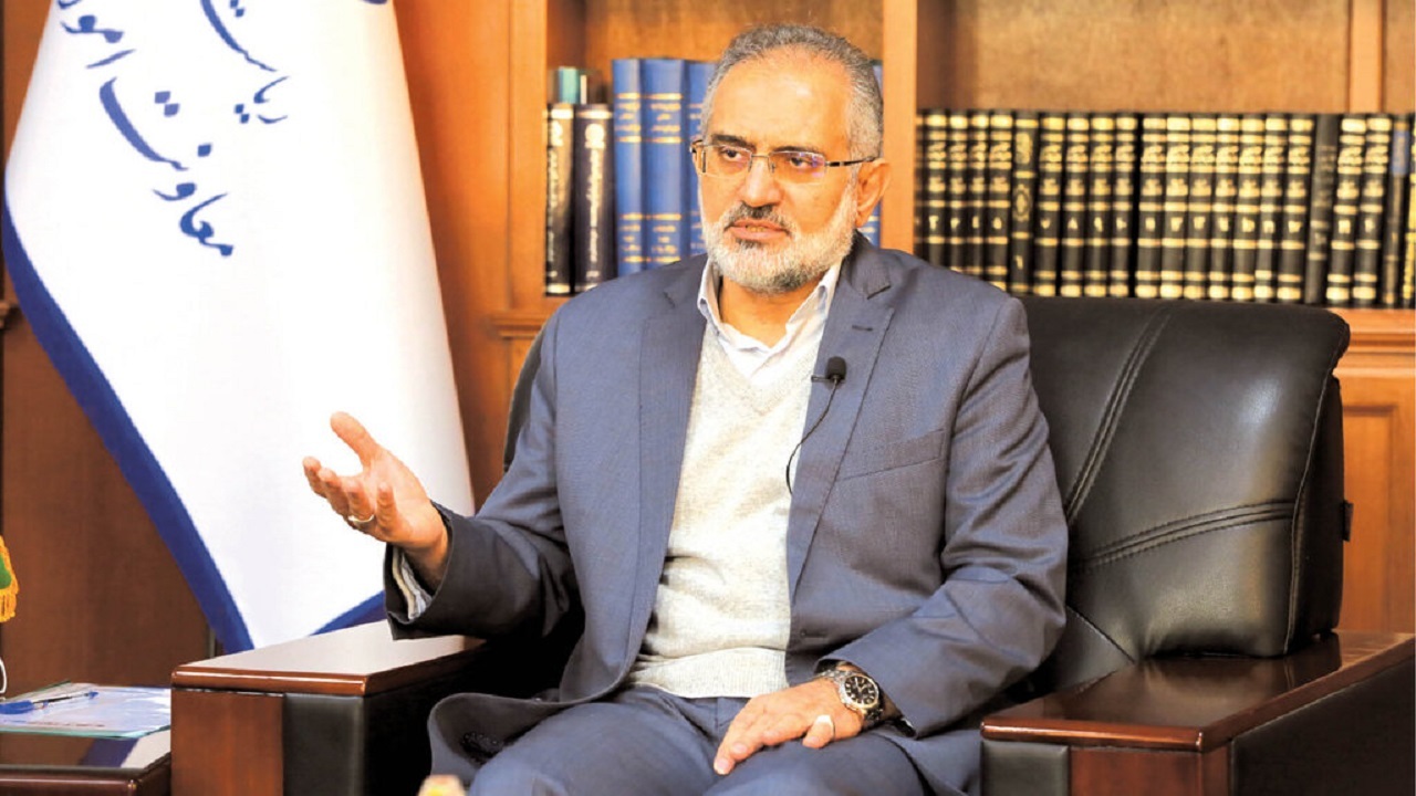 برخی خانواده‌های مذهبی می‌گویند نگران فرزندانمان هستیم