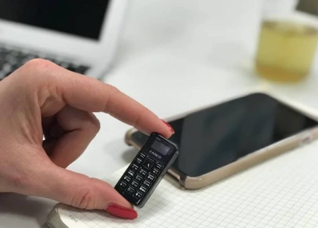 کوچکترین موبایل&zwnj;های جهان+ تصاویر