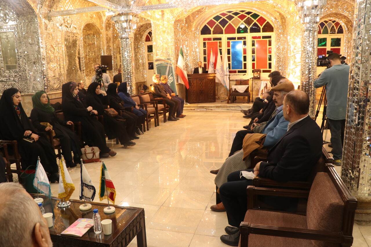 نظامی؛ راهبر جویندگان طریق حکمت و معرفت