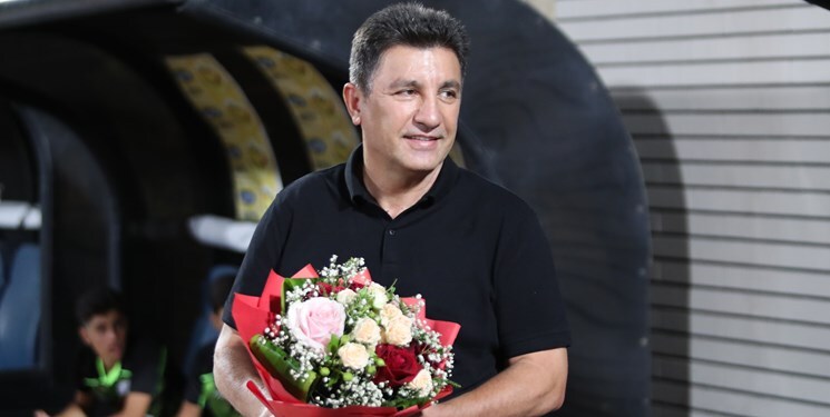 شادی بازیکنان گل‌گهر با قلعه‌نویی + عکس