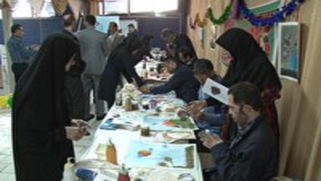 رقابت توانخواهان شاهرودی در رشته نقاشی