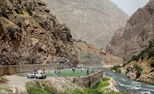 دیوزناو: نمایی از جلوه گری طبیعت در دل کوه های زاگرس