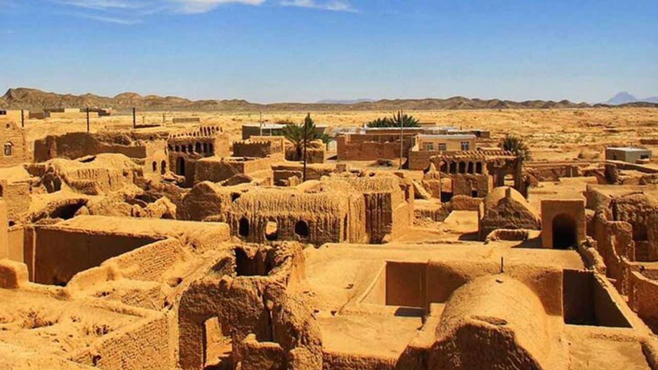 تنها قلعه ۶ طبقه خشتی ایران در مسیر نابودی