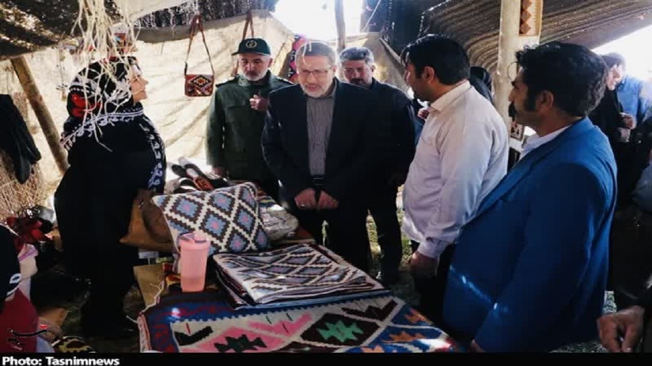 برپایی دومین نمایشگاه عرضه محصولات عشایری در قزوین
